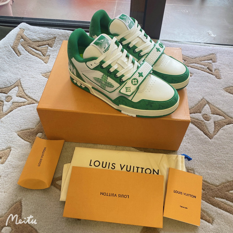 LV Louis Vuitton Trainers In Hand Photos and Review 👟 : r/1to1reps